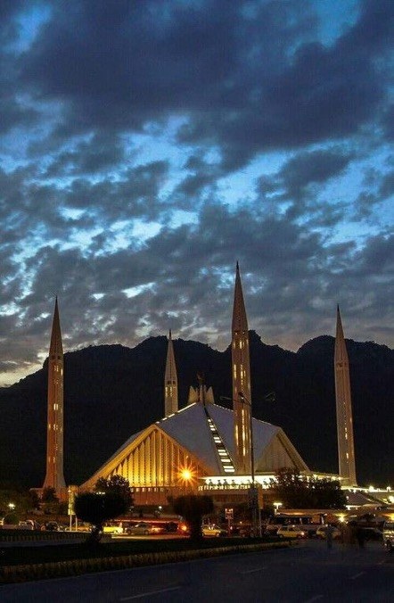 10 Most Beautiful Mosques In The World (with photos)