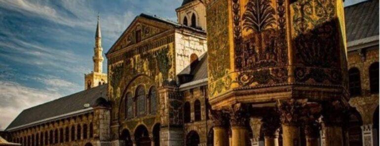 10 Most Beautiful Mosques In The World (with photos)